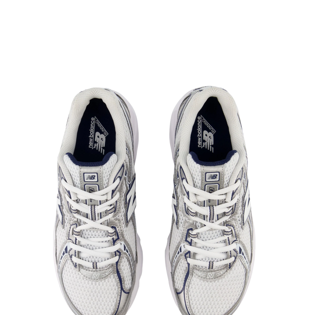 NB 740 - INDIGO