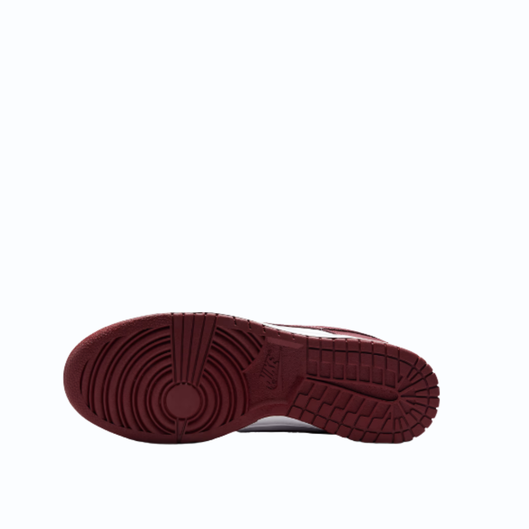Dunk Low Retro Maroon