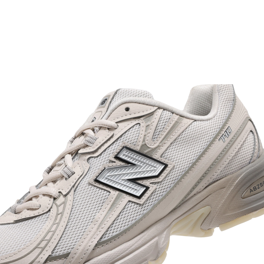 NB 740 - Beige