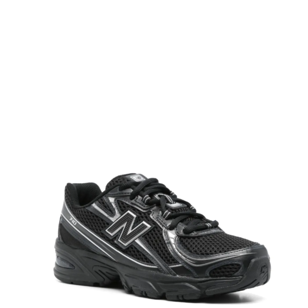 NB 740 - Black